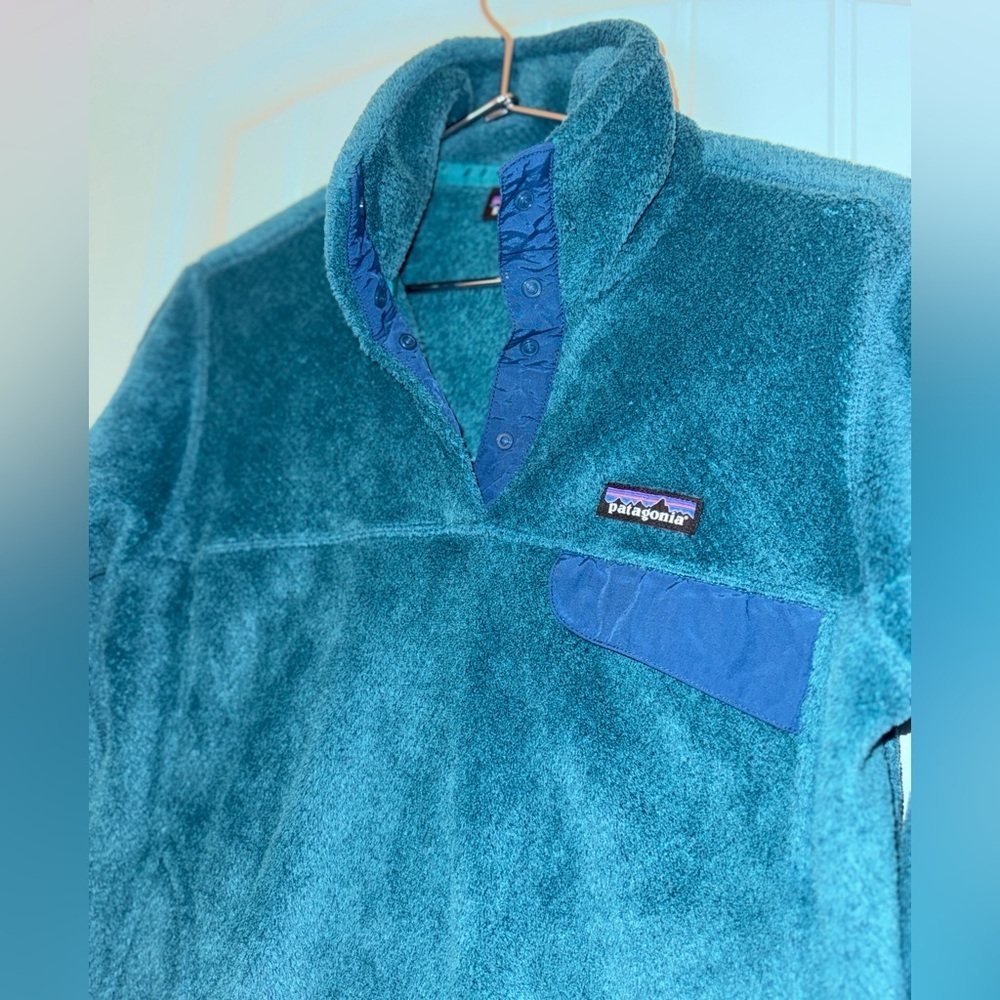 Patagonia Worn Wear
Women's Re-Tool Snap-T Pullover Fleece - Picture 8 of 13